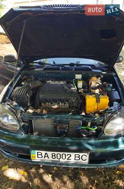 Седан Daewoo Sens 2001 в П'ятихатках