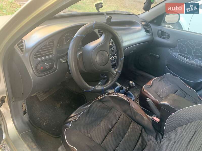 Седан Daewoo Sens 2001 в Запорожье