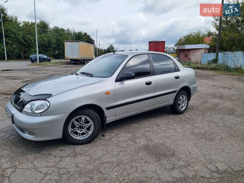 Седан Daewoo Sens 2007 в Смеле