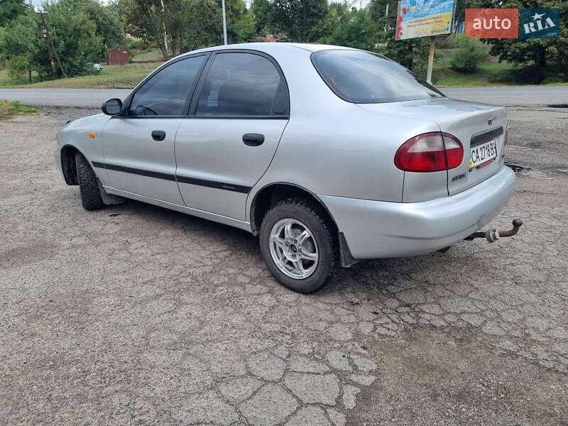Седан Daewoo Sens 2007 в Смеле