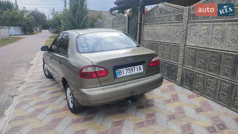 Седан Daewoo Sens 2005 в Хоролі