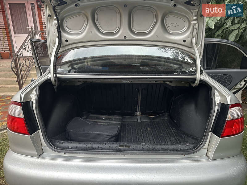 Седан Daewoo Sens 2002 в Кагарлыке