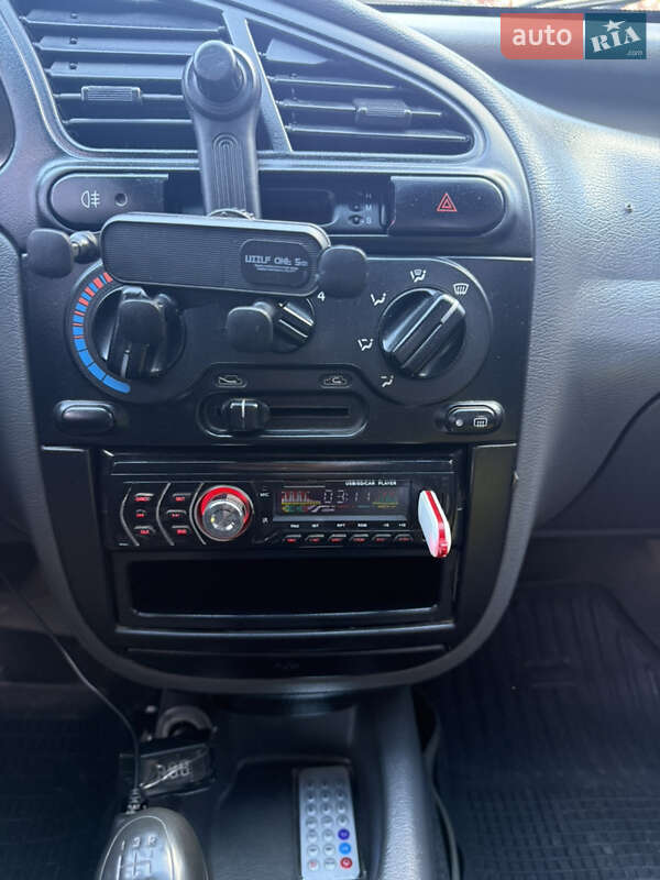 Седан Daewoo Sens 2005 в Запоріжжі