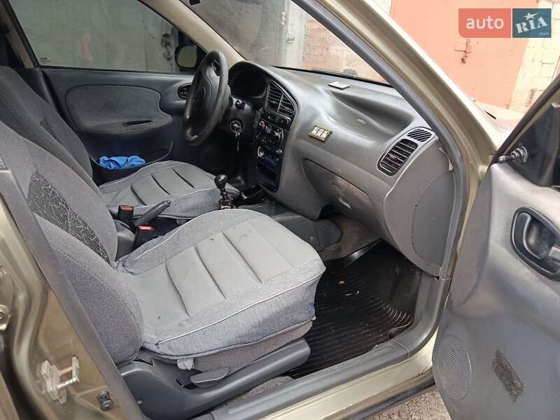 Седан Daewoo Sens 2007 в Кривому Розі