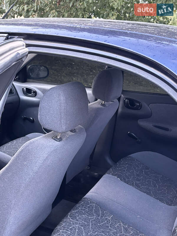 Седан Daewoo Sens 2005 в Ставищі