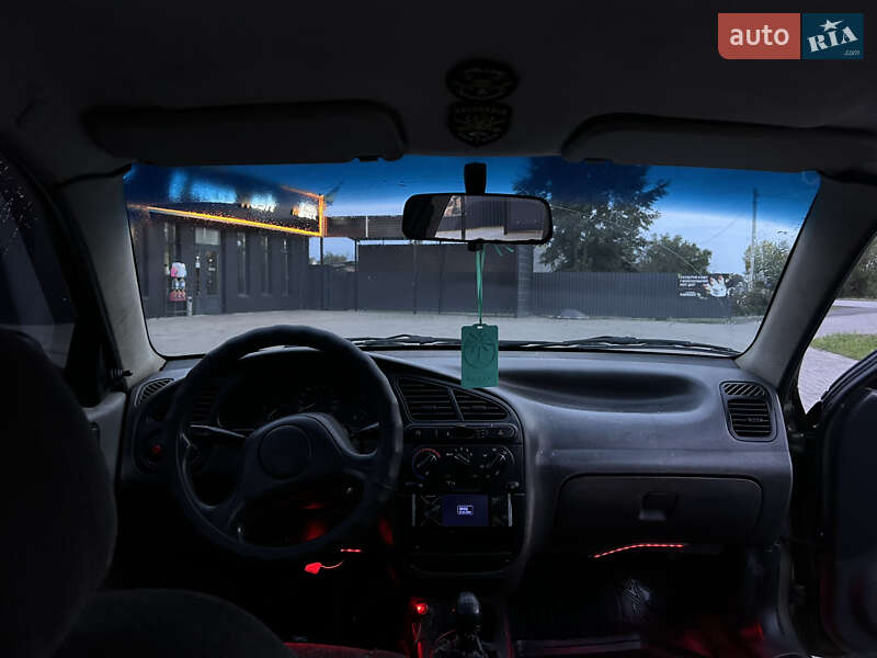 Седан Daewoo Sens 2005 в Сосновке