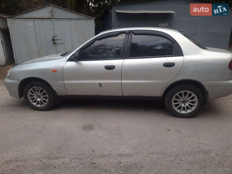 Седан Daewoo Sens 2006 в Дніпрі