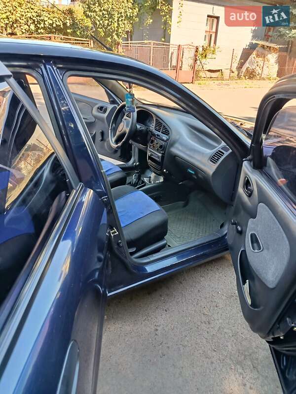 Седан Daewoo Sens 2005 в Львове