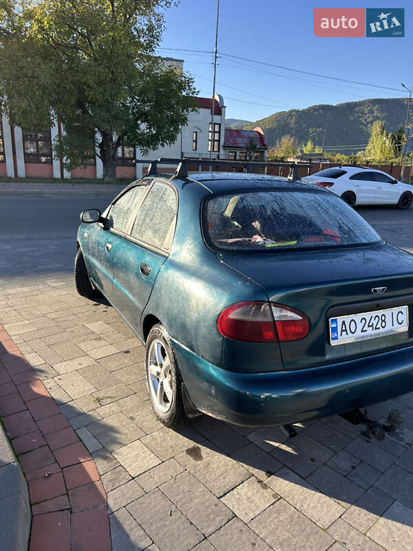 Седан Daewoo Sens 2004 в Хусте