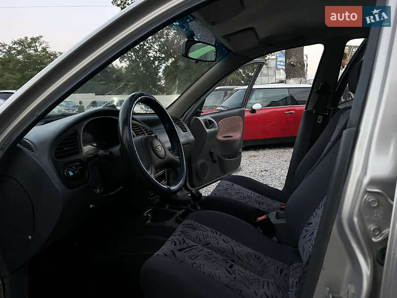 Седан Daewoo Sens 2004 в Харькове
