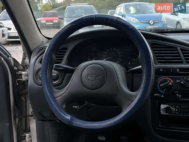Седан Daewoo Sens 2004 в Харькове