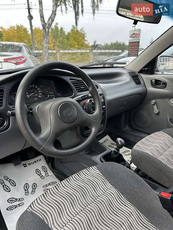Седан Daewoo Sens 2013 в Смеле