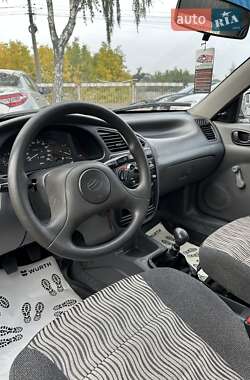 Седан Daewoo Sens 2013 в 