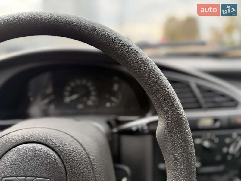 Седан Daewoo Sens 2006 в Дніпрі