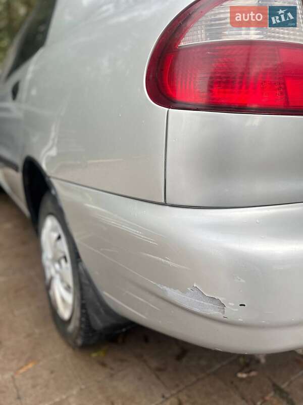 Седан Daewoo Sens 2004 в Бережанах