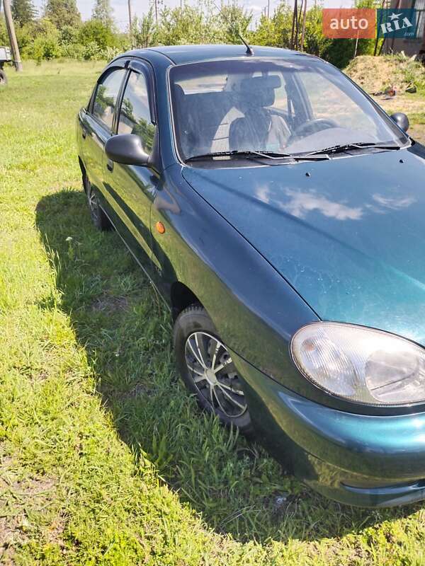 Седан Daewoo Sens 2004 в Помошной