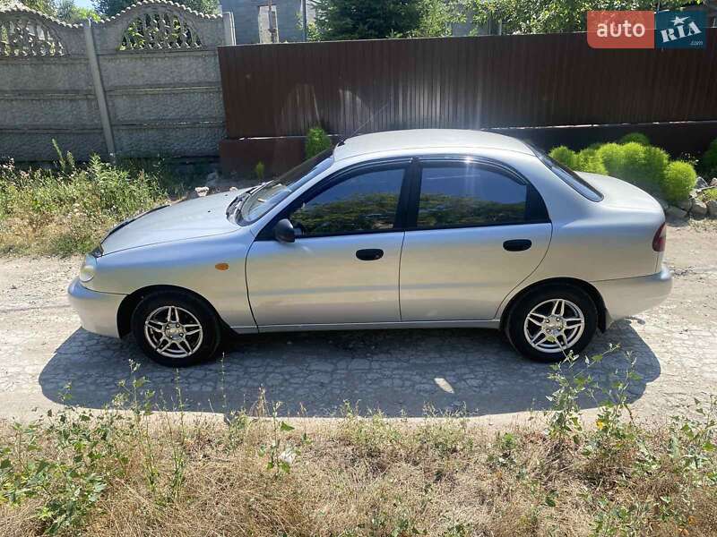 Седан Daewoo Sens 2006 в Дніпрі