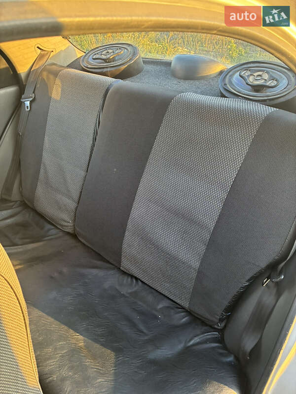 Седан Daewoo Sens 2005 в Умані