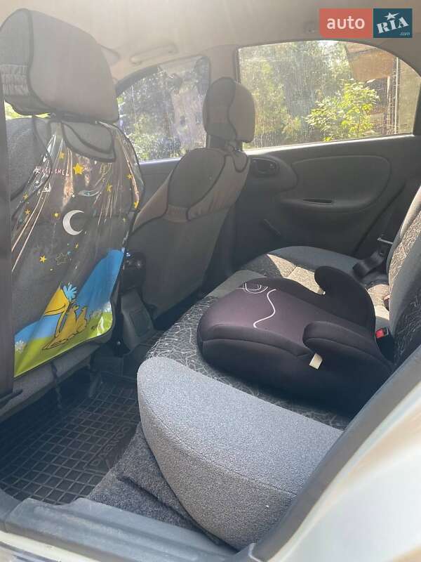 Седан Daewoo Sens 2005 в Кривому Розі