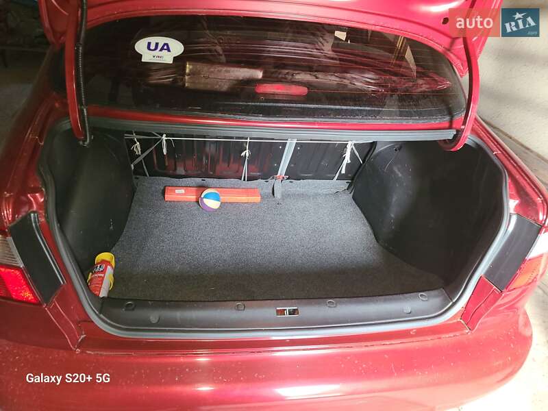 Седан Daewoo Sens 2005 в Острозі