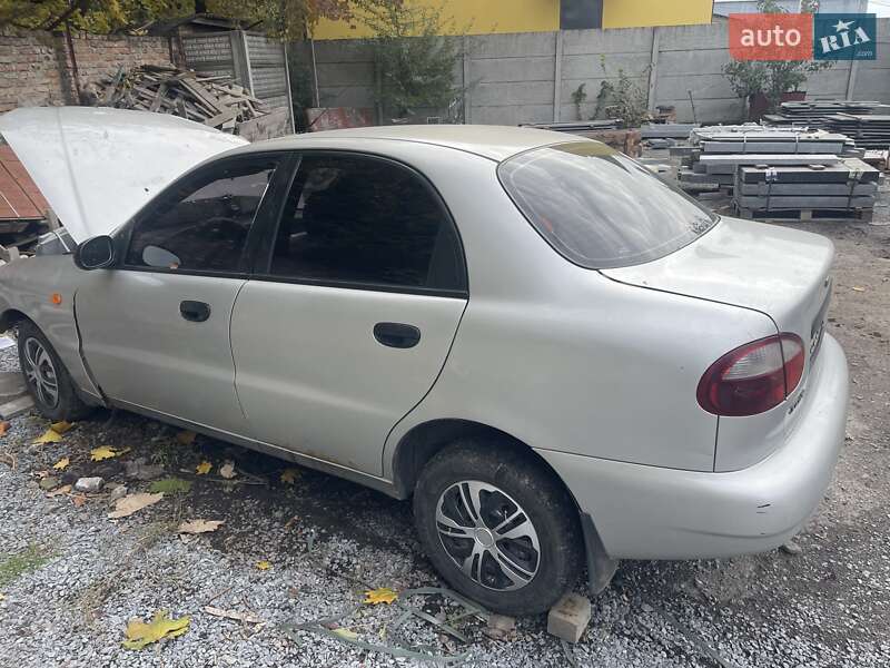 Седан Daewoo Sens 2007 в Ровно