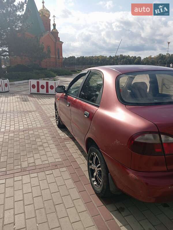 Седан Daewoo Sens 2005 в Ізмаїлі