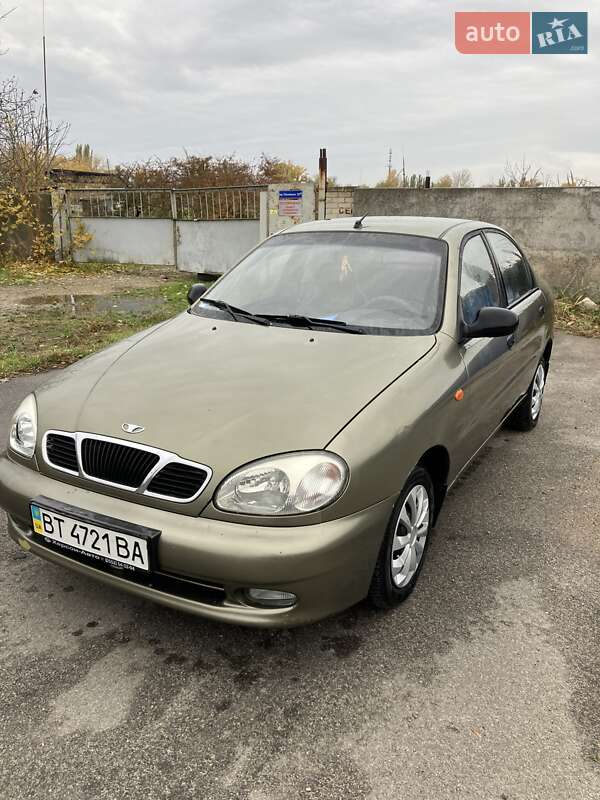 Седан Daewoo Sens 2004 в Херсоне