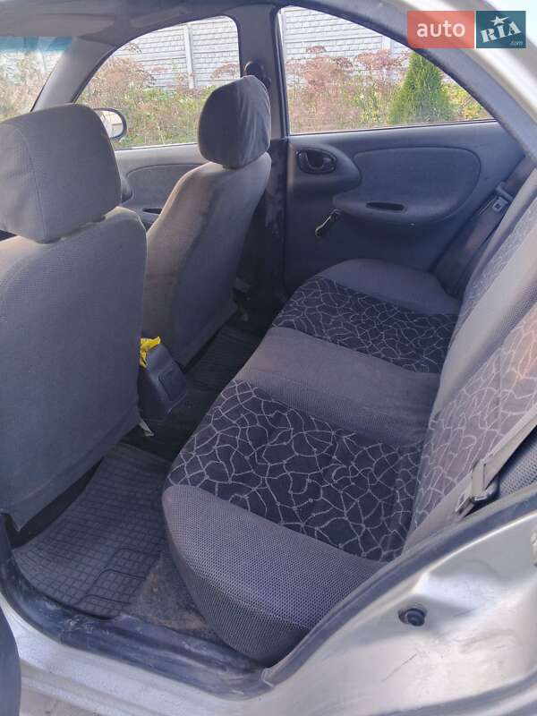 Седан Daewoo Sens 2004 в Виннице