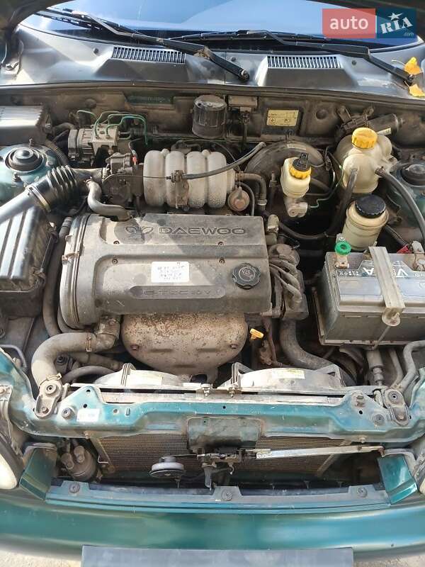 Седан Daewoo Sens 2002 в Кременчуці