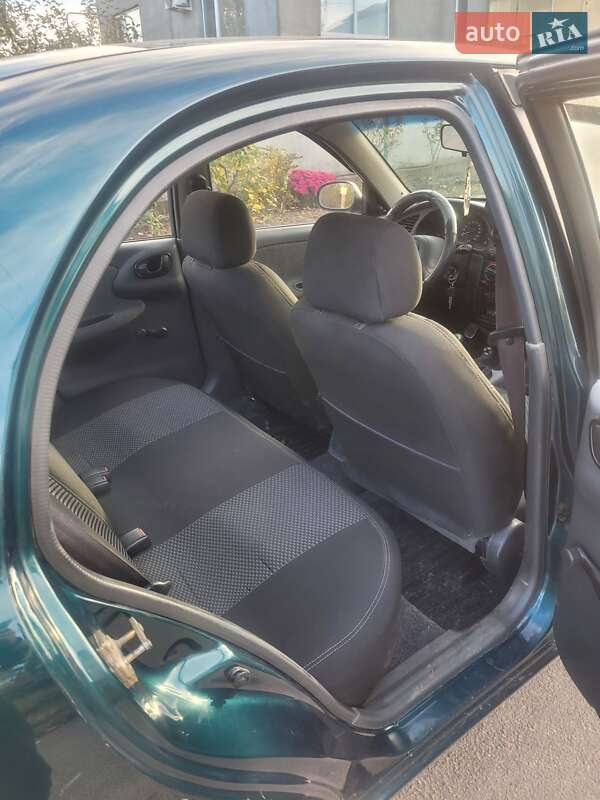 Седан Daewoo Sens 2004 в Каменском