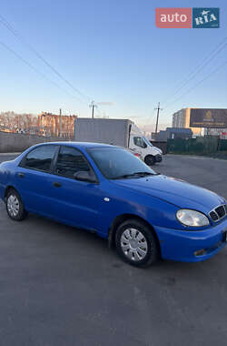 Седан Daewoo Sens 2004 в Киеве