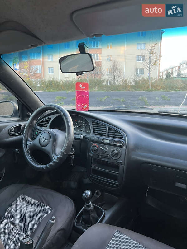 Седан Daewoo Sens 2004 в Киеве