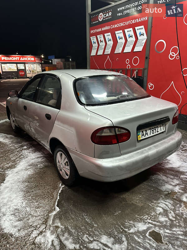 Седан Daewoo Sens 2005 в Киеве