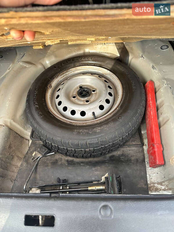 Седан Daewoo Sens 2004 в Кривому Розі