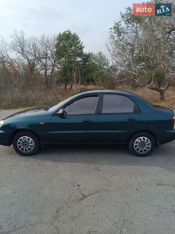 Седан Daewoo Sens 2003 в Дніпрі