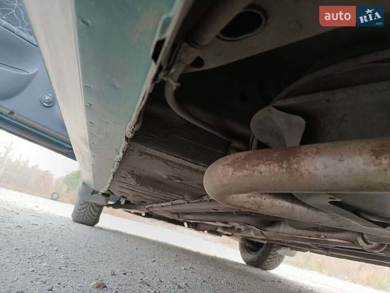 Седан Daewoo Sens 2003 в Дніпрі