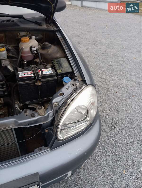 Седан Daewoo Sens 2010 в Рівному