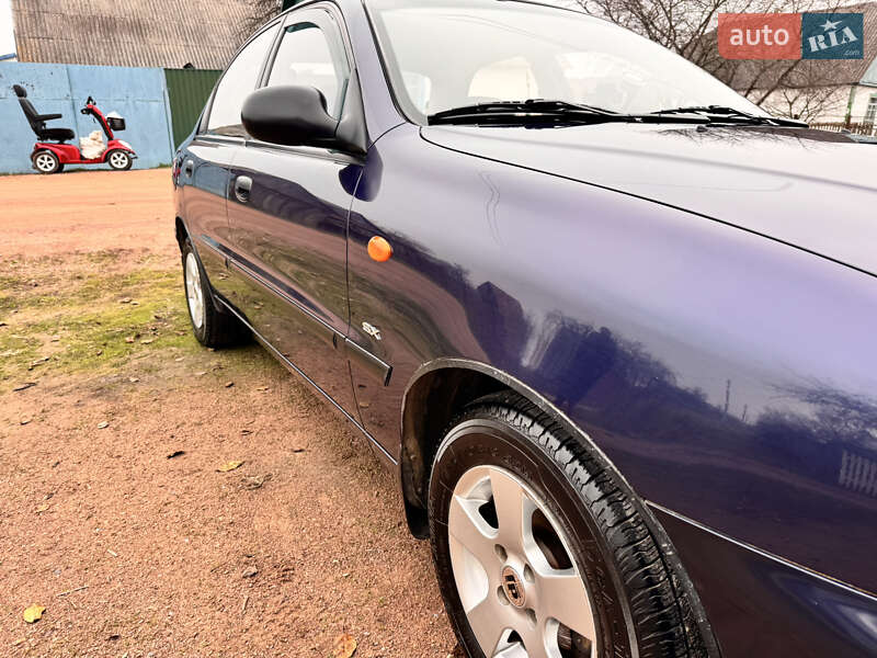 Седан Daewoo Sens 2004 в Іршанському