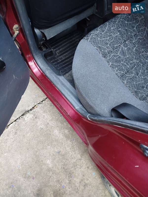 Седан Daewoo Sens 2005 в Черновцах