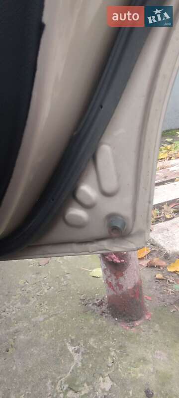 Седан Daewoo Sens 2004 в Дніпрі