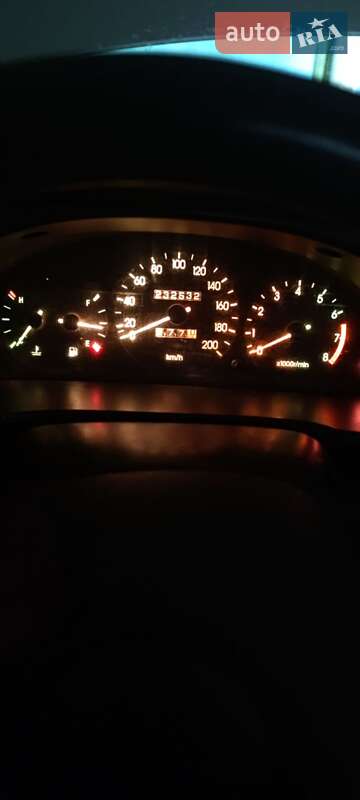 Седан Daewoo Sens 2004 в Дніпрі