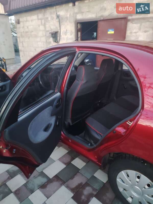 Седан Daewoo Sens 2005 в Дніпрі