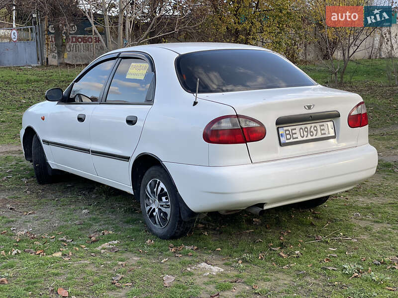 Седан Daewoo Sens 2002 в Херсоні
