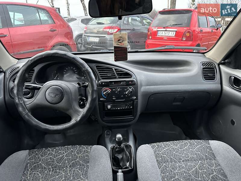 Седан Daewoo Sens 2004 в Смілі