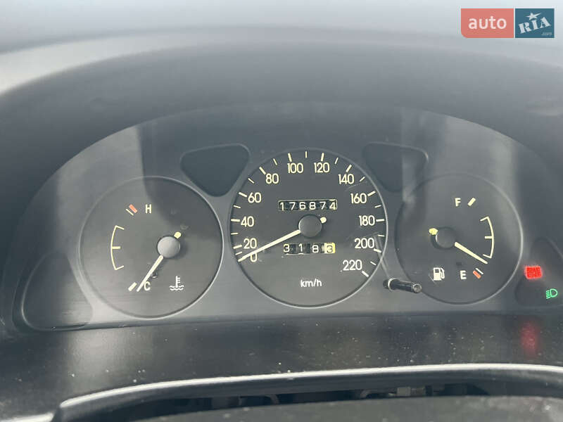 Седан Daewoo Sens 2003 в Христинівці