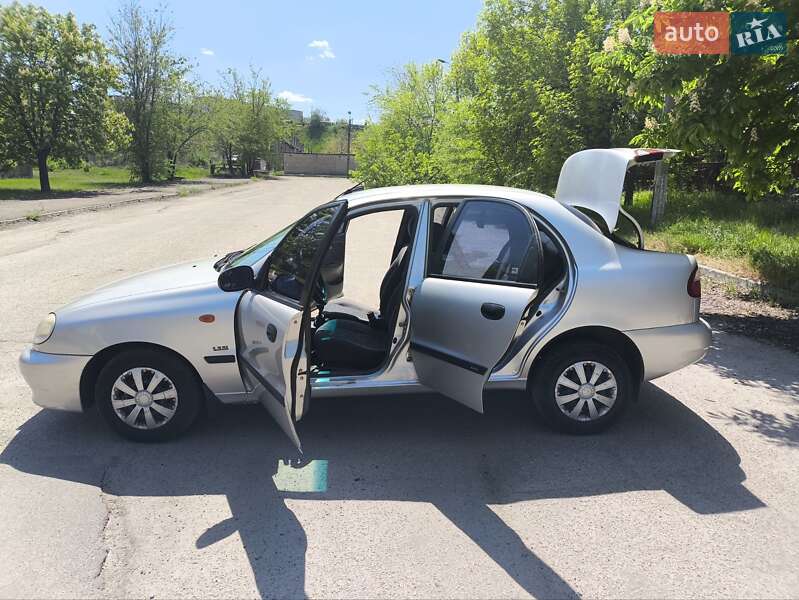 Седан Daewoo Sens 2003 в Запоріжжі