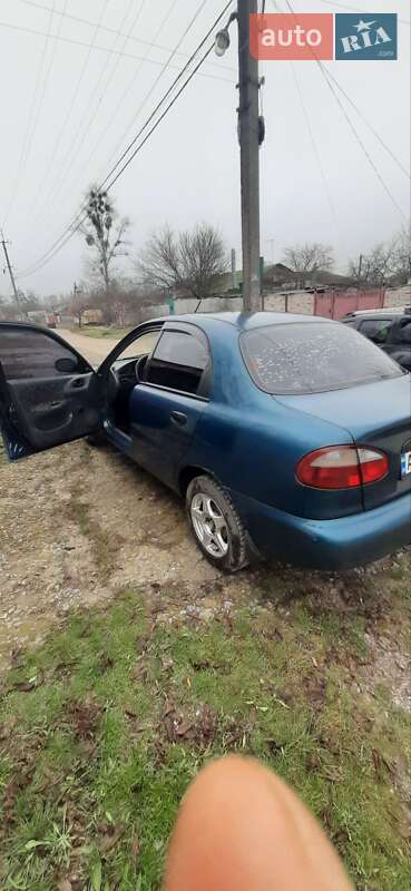 Седан Daewoo Sens 2003 в Солоницевке