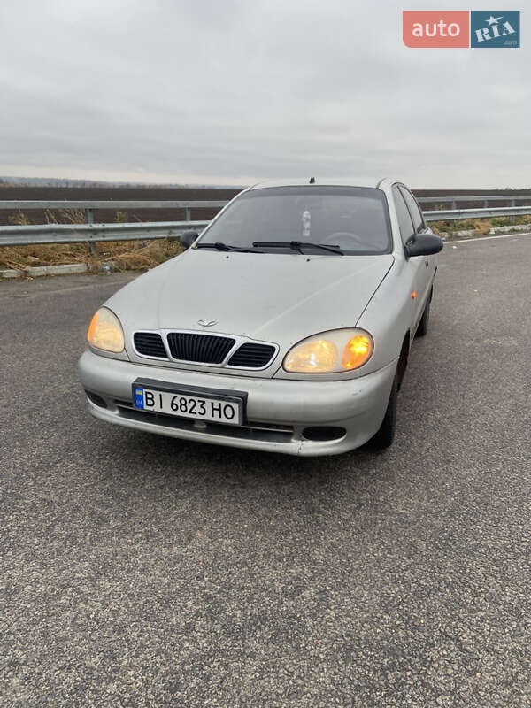 Седан Daewoo Sens 2004 в Горишних Плавнях