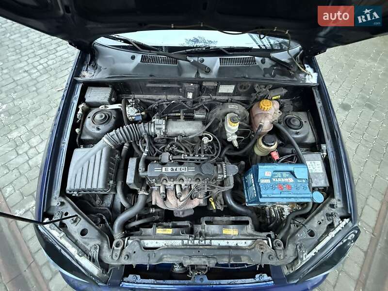 Седан Daewoo Sens 2006 в Ирпене