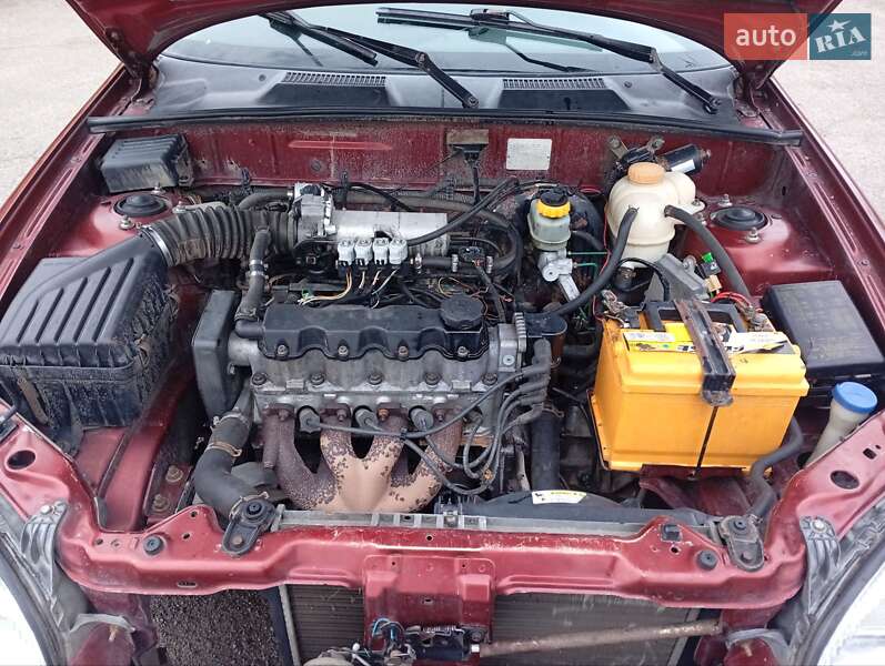 Седан Daewoo Sens 2002 в Бершади